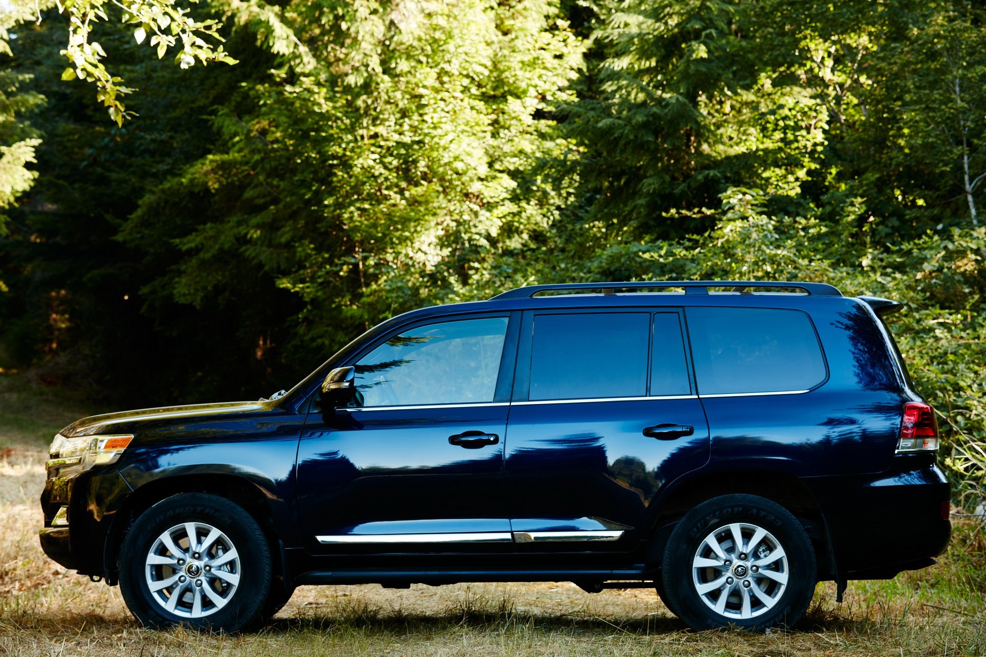 Chi tiet Toyota Land Cruiser 2019 anh 4