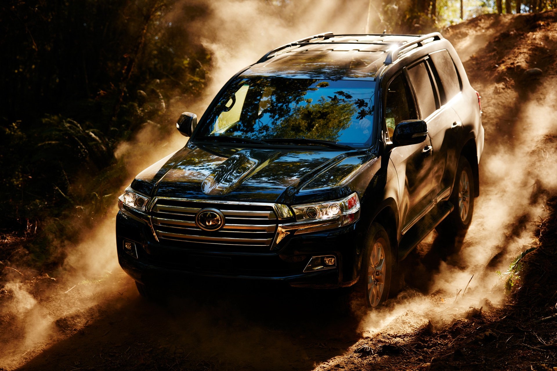 Toyota Land Cruiser 2019 gia gan 89.000 USD hinh anh