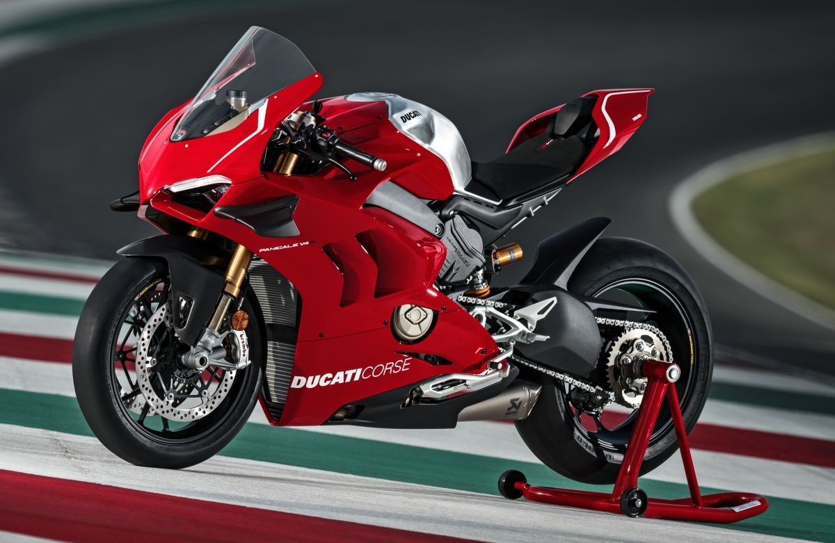 Panigale V4 R - sieu moto manh nhat cua Ducati so huu canh gio hinh anh