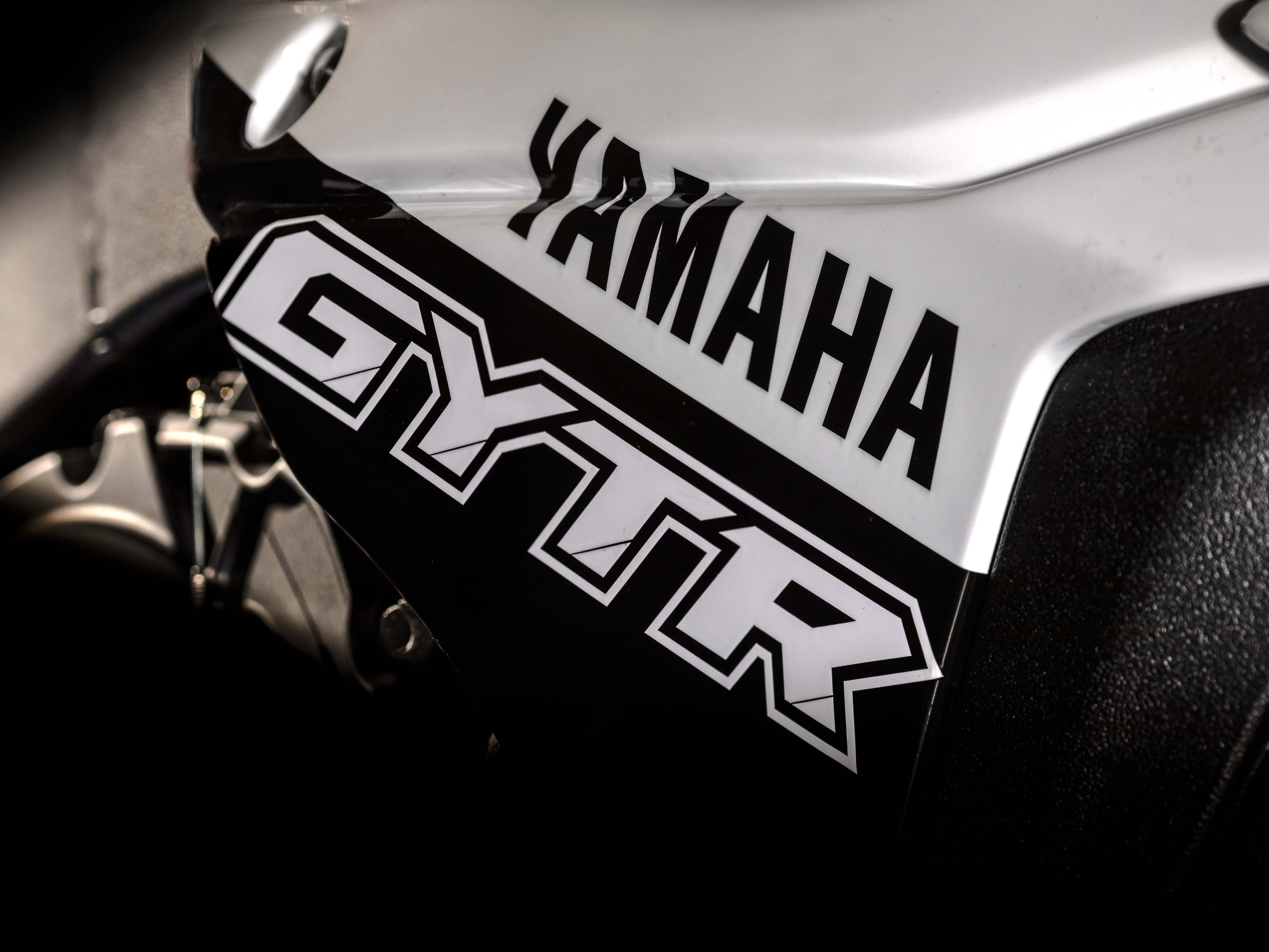 Yamaha R1 GYTR ban ky niem ra mat anh 4