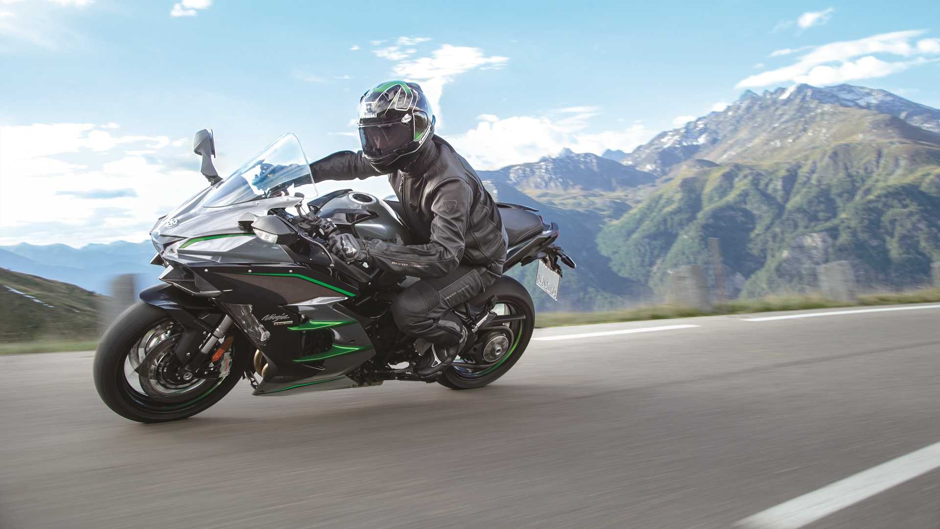 Kawasaki Ninja H2 SX SE+ 2019 ra mat anh 1