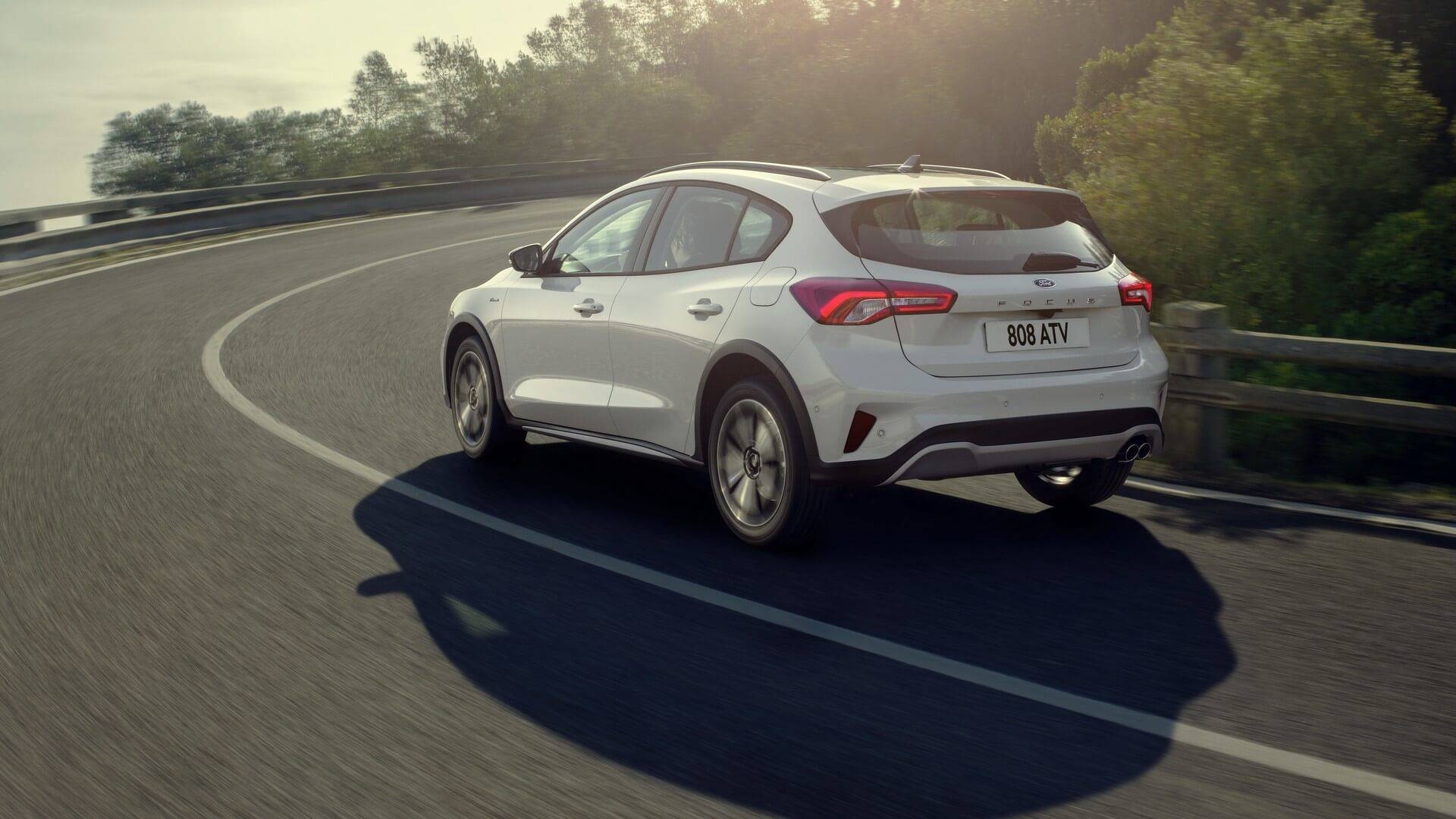 Ford Focus Active 2019 ra mat tai chau Au anh 5