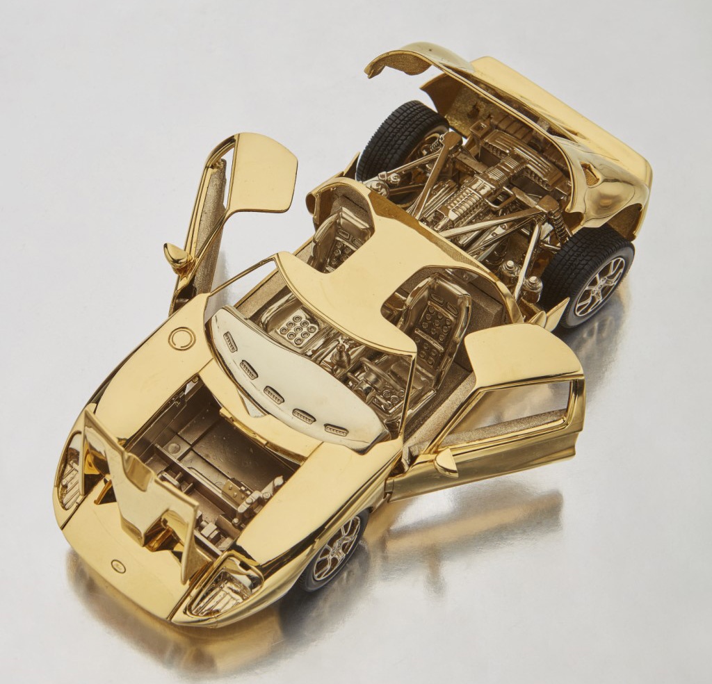 Mô hình ôtô Ford GT được đấu giá gần 1 tỷ đồng ảnh 3 Mo hinh oto Ford GT duoc dau gia gan 1 ty dong anh 3