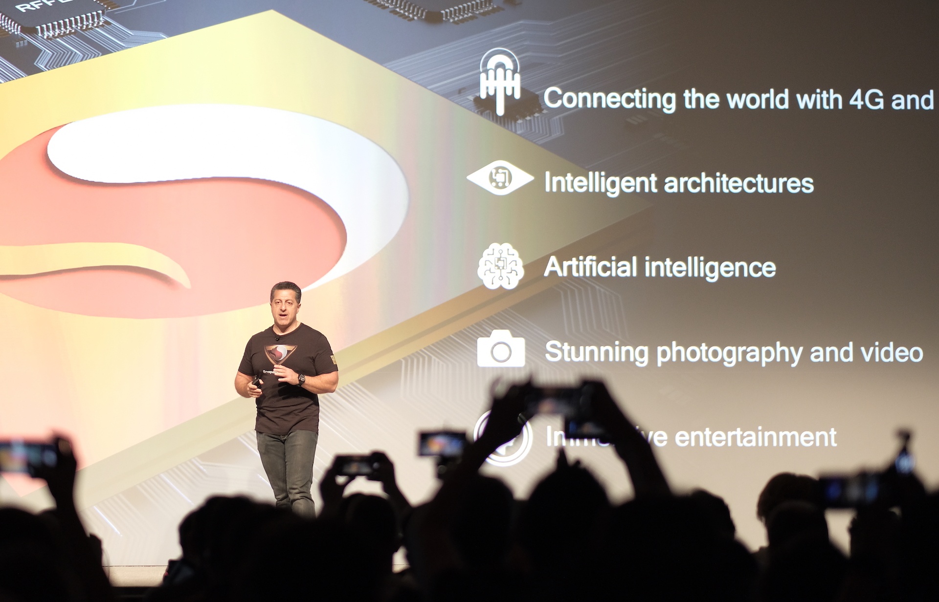 Snapdragon 855 ra mat anh 1