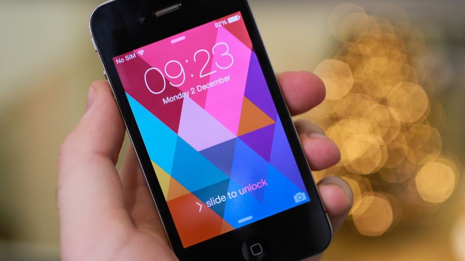 lich su phat trien iPhone anh 4