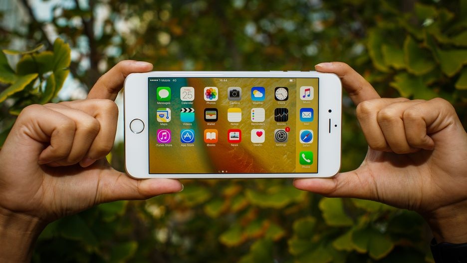 lich su phat trien iPhone anh 10