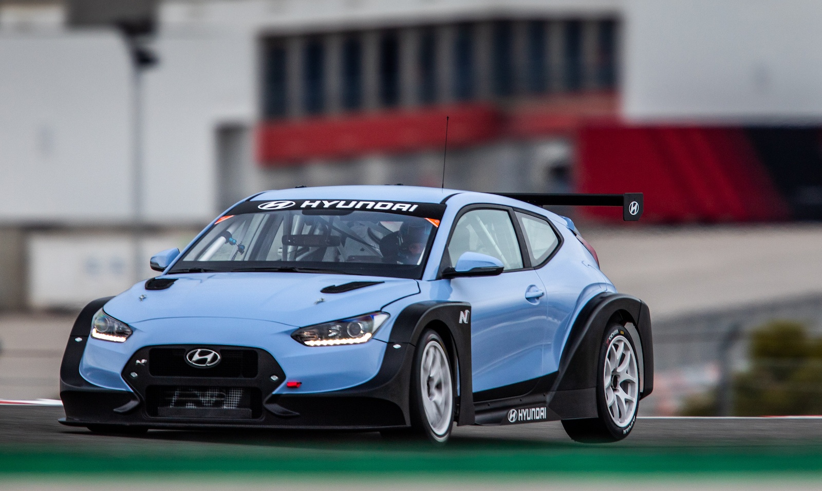 Hyundai đốt cháy bầu không khí tại triển lãm Detroit ảnh 1 Hyundai dot chay bau khong khi tai trien lam Detroit anh 1