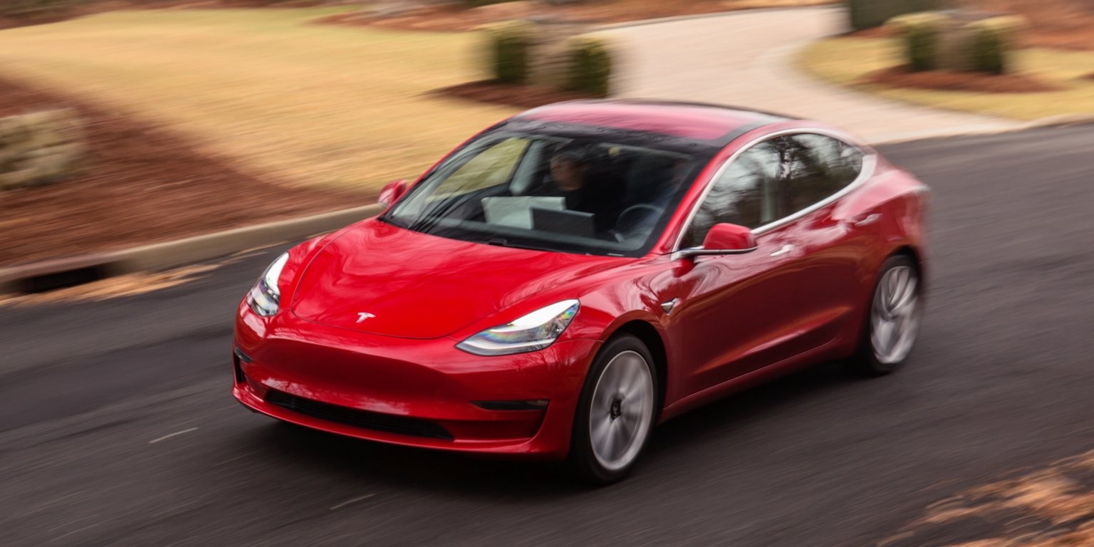 Nhan gan 1 trieu USD khi hack thanh cong Tesla Model 3 hinh anh