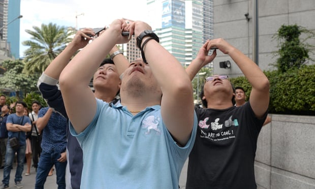 Dong Nam A dan dau the gioi ve chi so su dung Internet hinh anh