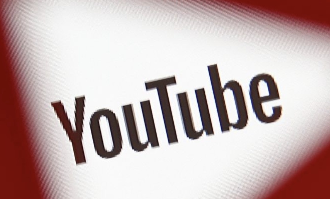 Hang loat nhan hang lon dang tay chay YouTube hinh anh