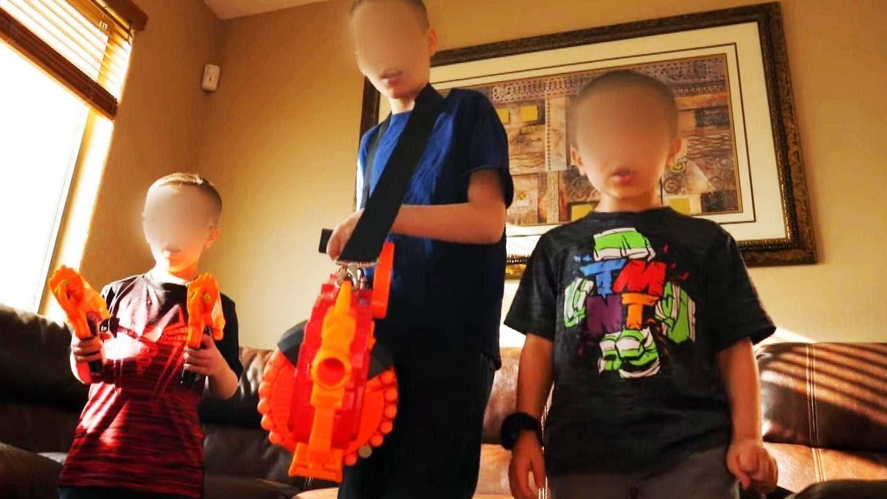 Su that den toi sau kenh YouTube kiem 100.000 USD/thang hinh anh