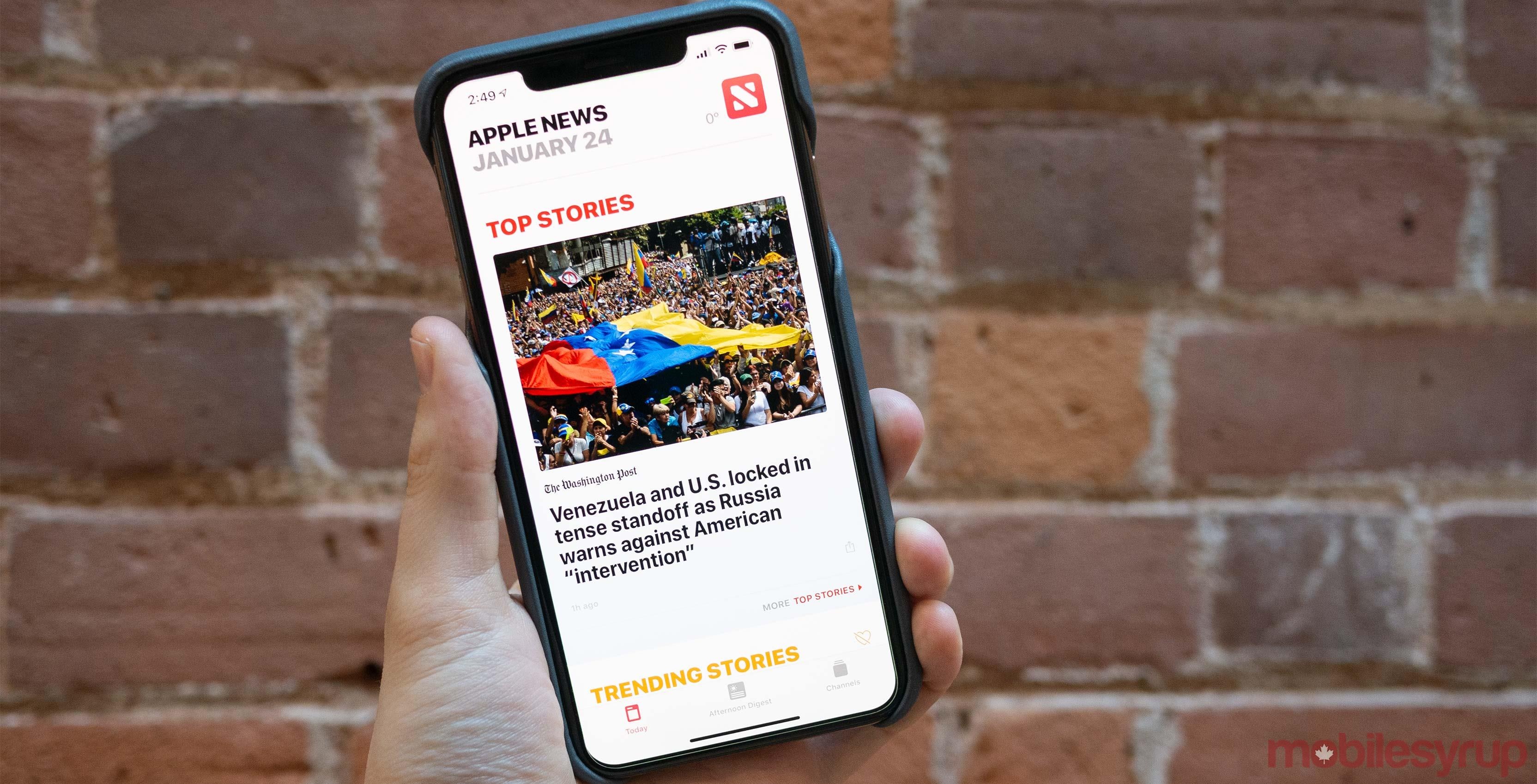 Apple News dinh loi chi sau mot ngay gioi thieu dich vu moi hinh anh