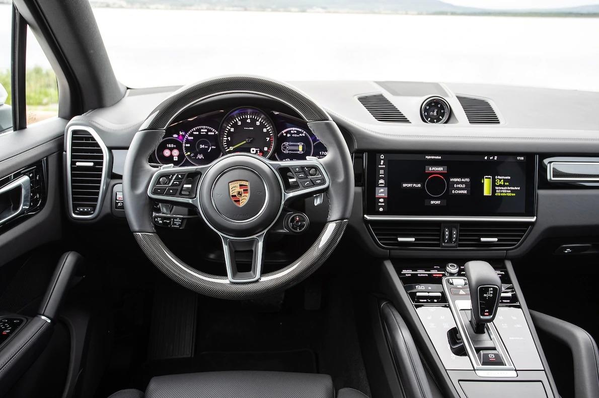 Porsche Cayenne sẽ mạnh hơn Lamborghini Urus ảnh 2 Porsche Cayenne se manh hon Lamborghini Urus anh 2
