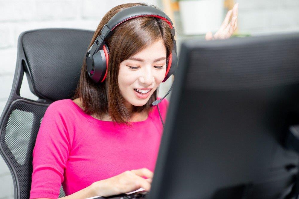 Len mang mua loi khen va tieng chui the o Trung Quoc hinh anh