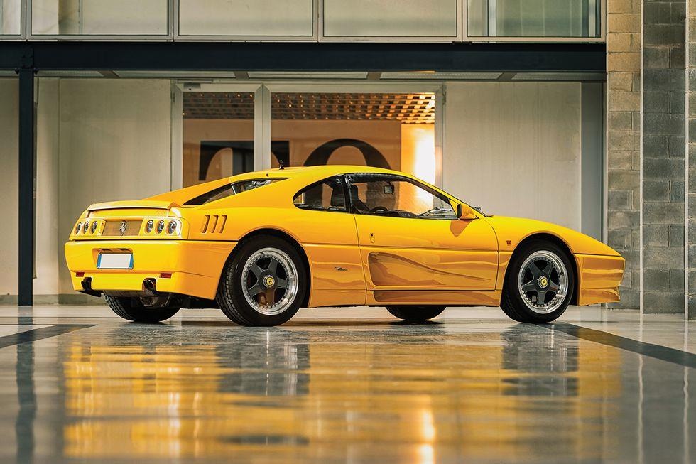 Chiếc Ferrari độc đáo nhất của hãng thiết kế Zagato ảnh 5 Chiec Ferrari doc dao nhat cua hang thiet ke Zagato anh 5