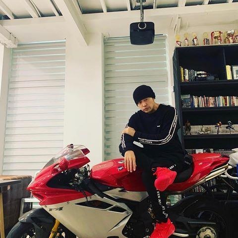 Chau Kiet Luan va thu choi sieu xe anh 8