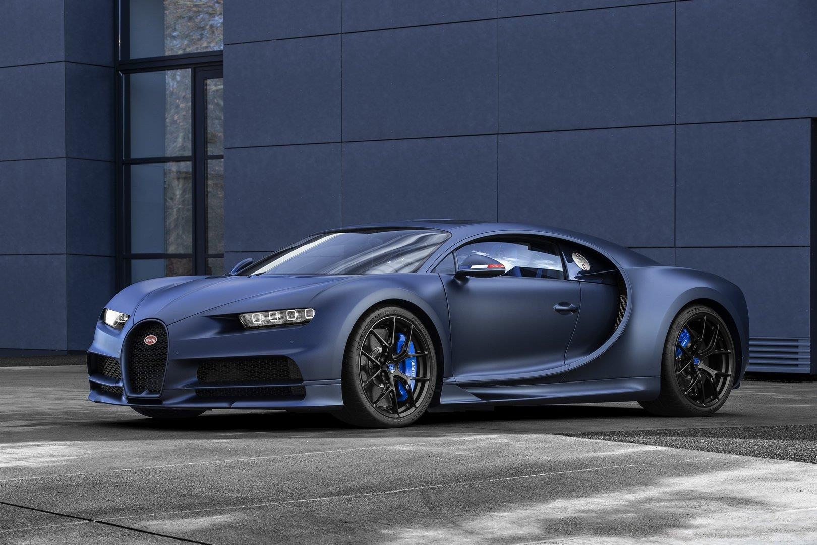 Bugatti Chiron chi con 100 xe, khach hang moi phai doi toi 2022 hinh anh