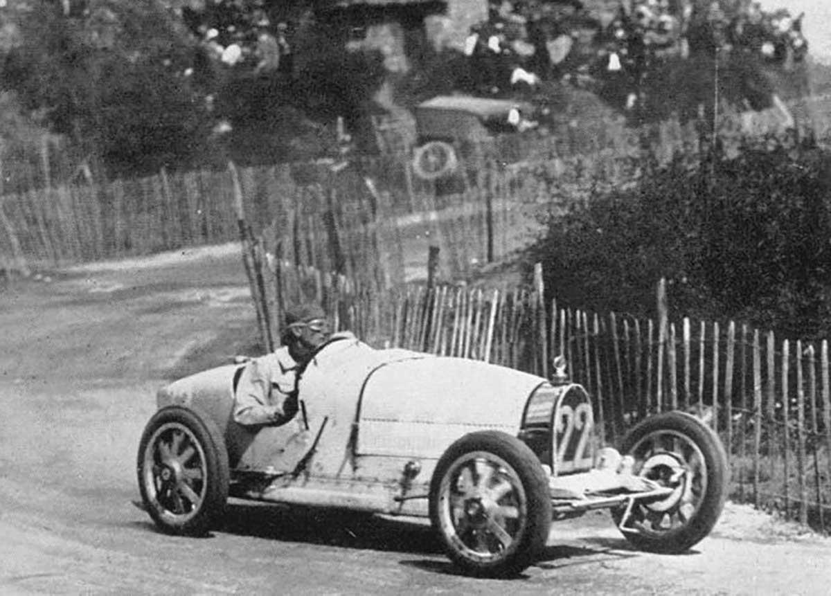 Mẫu xe huyền thoại của Bugatti ảnh 3 Mau xe huyen thoai cua Bugatti anh 3