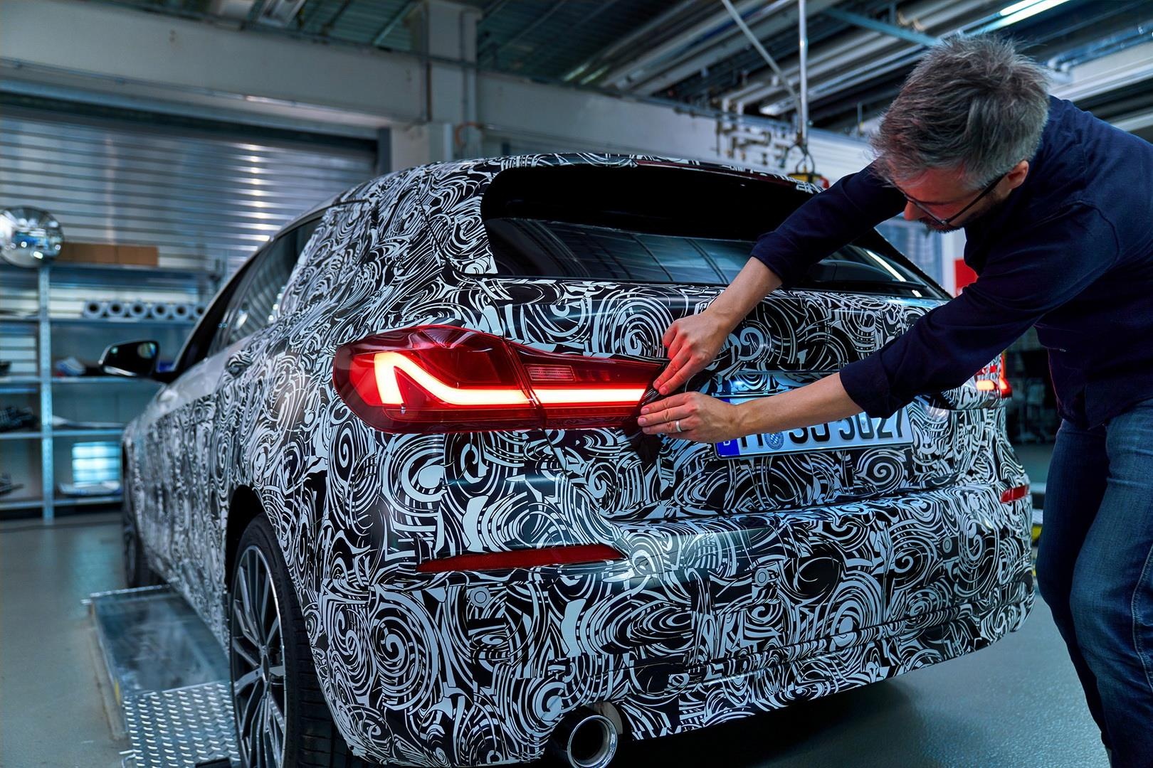 BMW 1-Series lộ diện thiết kế ảnh 2 BMW 1-Series lo dien thiet ke anh 2