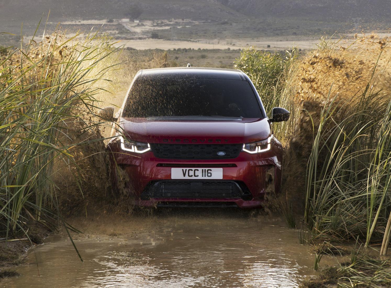 Land Rover Discovery Sport 2020 ra mat, thach thuc cac doi thu SUV hinh anh