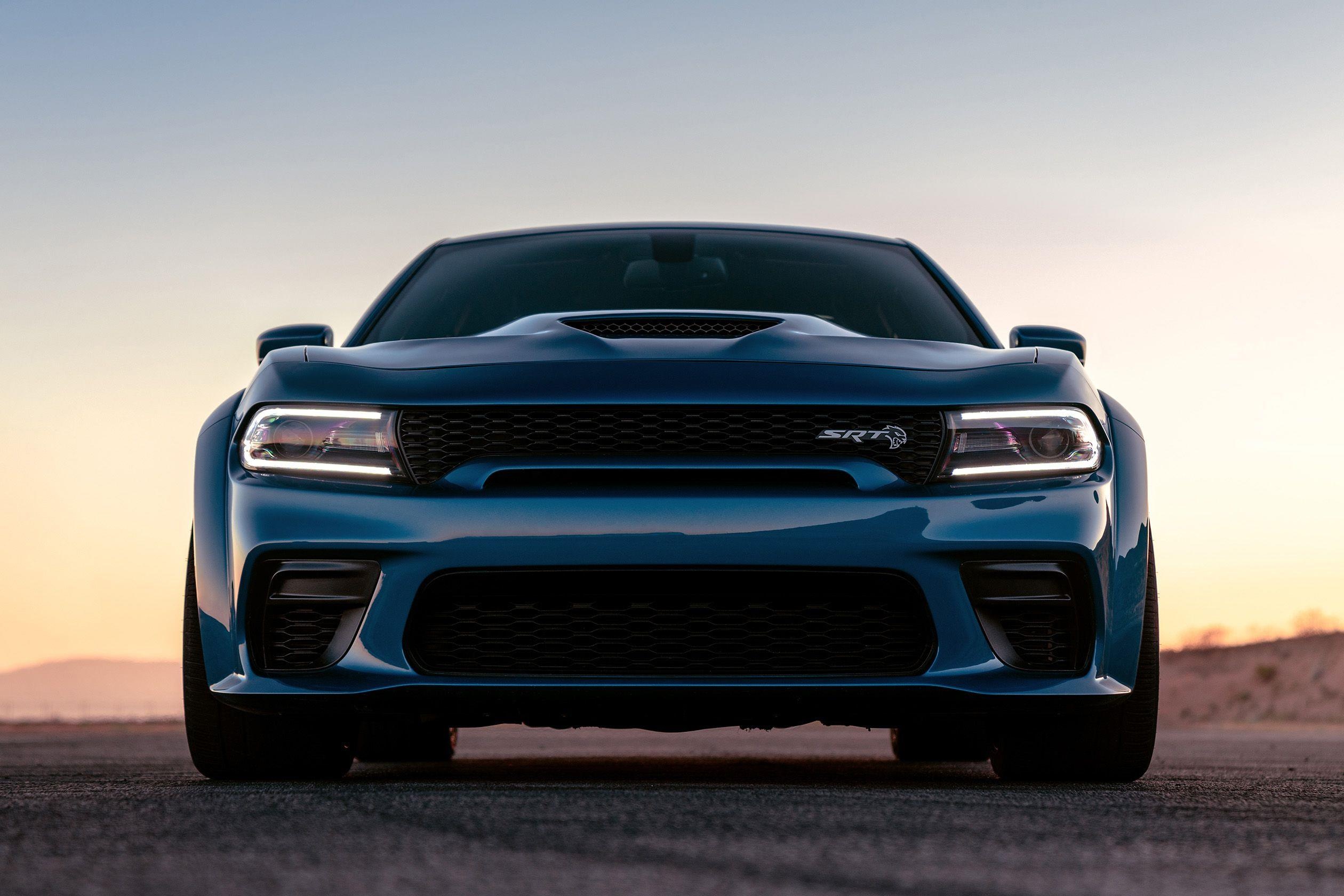 Dodge Charger SRT Hellcat 2020 - sedan co lon manh nhat the gioi hinh anh