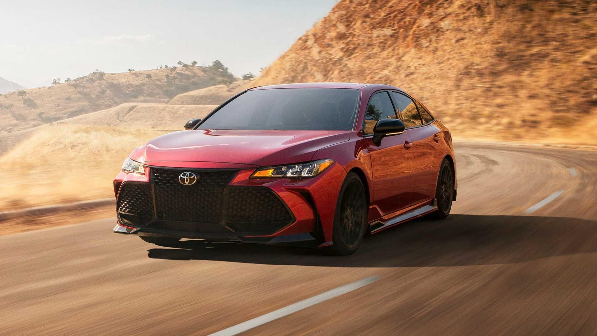Sedan co lon dang the thao Toyota Avalon TRD 2020 chot gia ban hinh anh