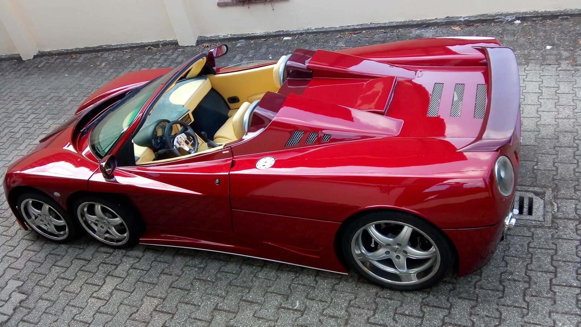 Sieu xe 6 banh Convini 6SW anh 1