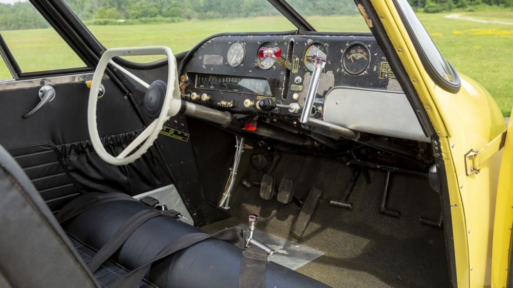 Oto bay san xuat 60 nam truoc duoc ban dau gia anh 4