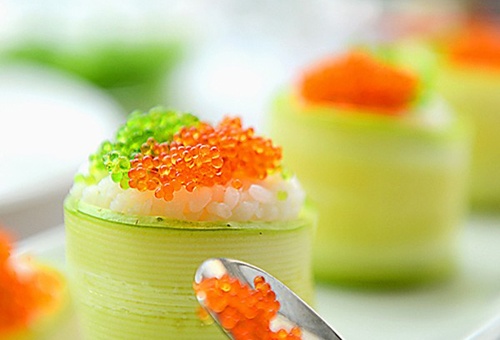 Dung dua chuot lam sushi nhanh ma ngon hinh anh