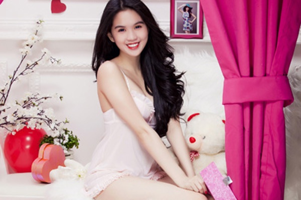 Ngoc Trinh: 'Toi dang den nguong co gai vang' hinh anh