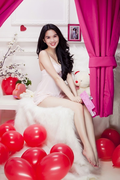 Ngọc Trinh: 'Tôi đang đến ngưỡng cô gái vàng' | Ngọc Trinh 2013,Siêu mẫu Ngọc Trinh,Nữ hoàng nội y