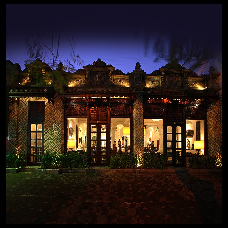 Nha hang trieu do doc dao mang hinh ngoi den tho gia toc co hinh anh