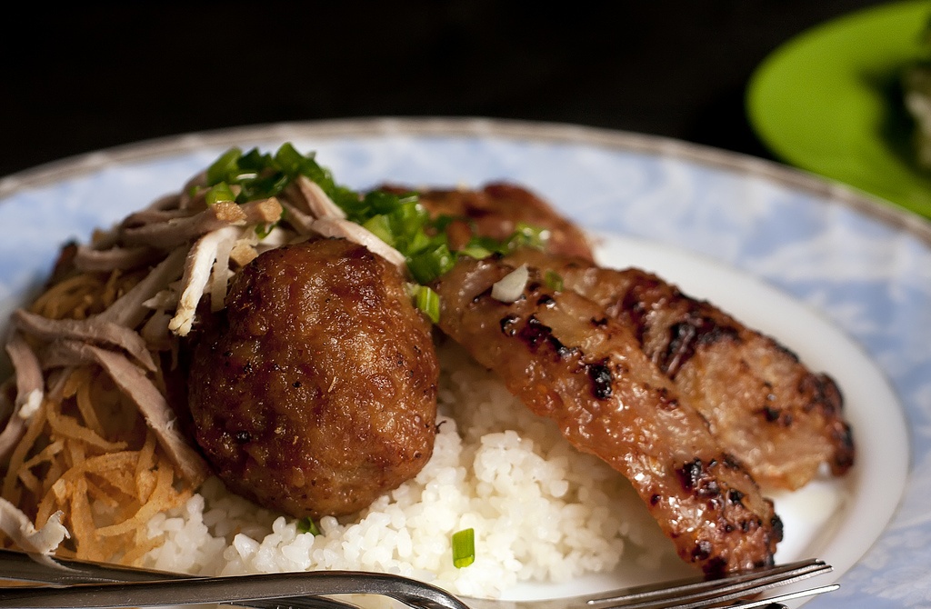 Nhung cua tiem khong bien hieu noi tieng cua Sai Gon (P2) hinh anh