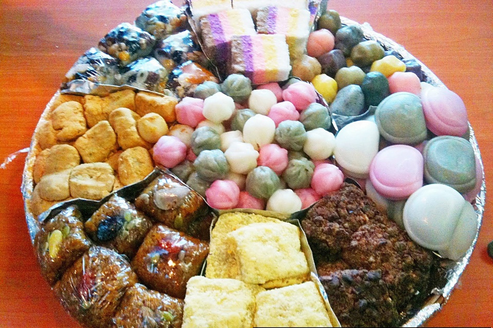 Mam co Trung thu day mau sac tren toan Chau A hinh anh