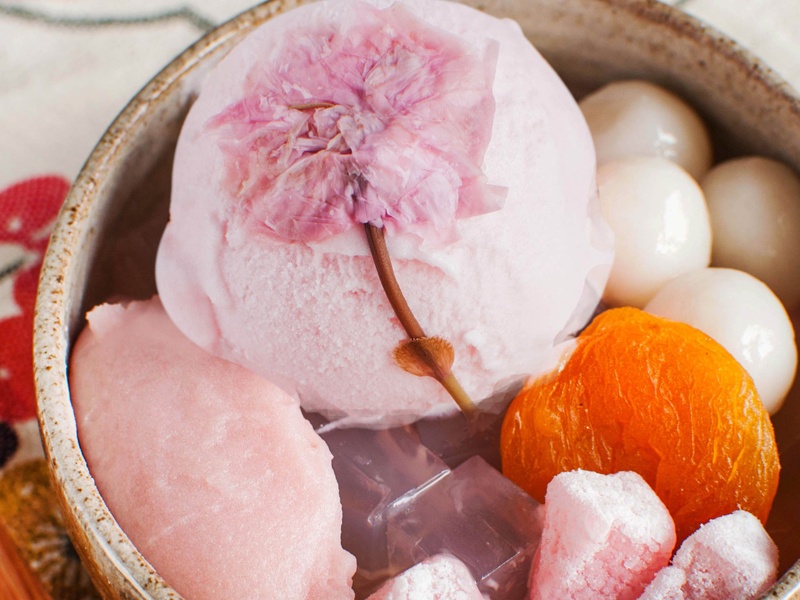 Nem thu huong vi hoa anh dao tai Sai Gon hinh anh