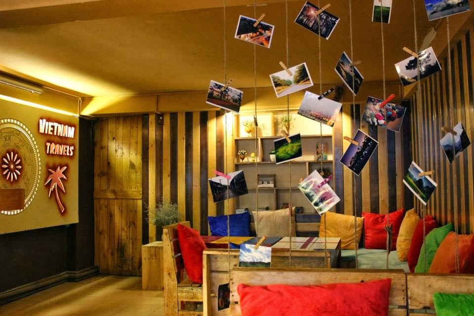 4 quan ca phe khien ban muon xach ba lo len va di hinh anh