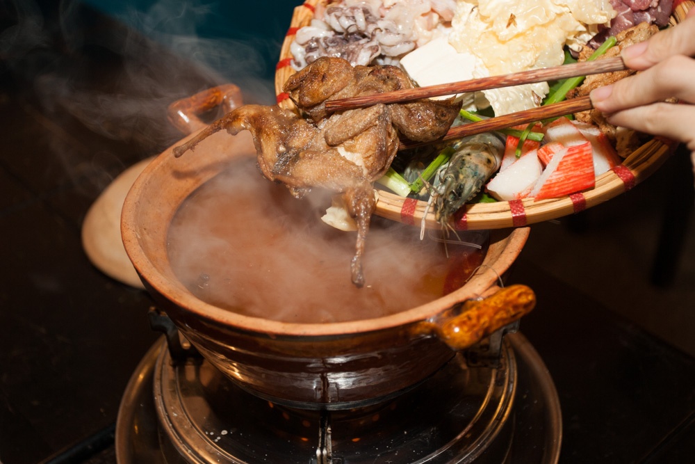 Mat troi di an lau ta pi lu hinh anh