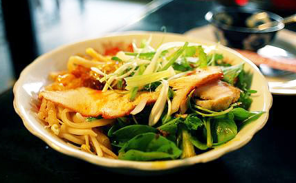 Top 10 mon nen thu khi den Dong Nam A hinh anh