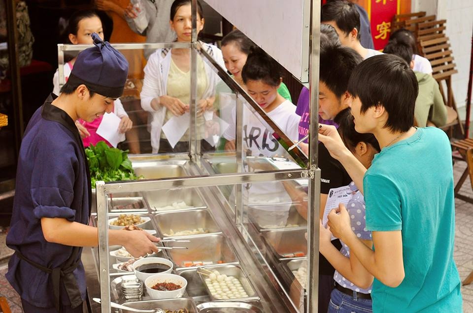 Mi xe day Hong Kong 1001 vi hut khach hinh anh