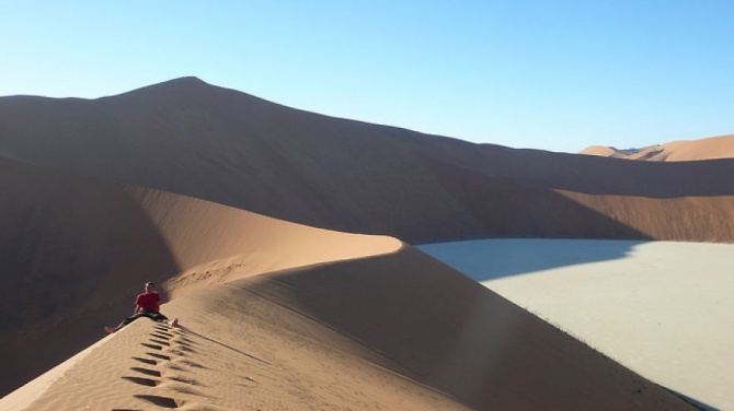Sossusvlei, sa mạc Namib,Namibie.