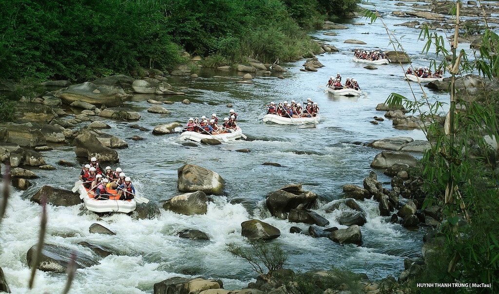 Nhung dong suoi mat lanh o Da Hoai hinh anh