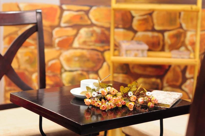 Nhung quan ca phe kieu Phap duoc long nguoi Sai Gon hinh anh