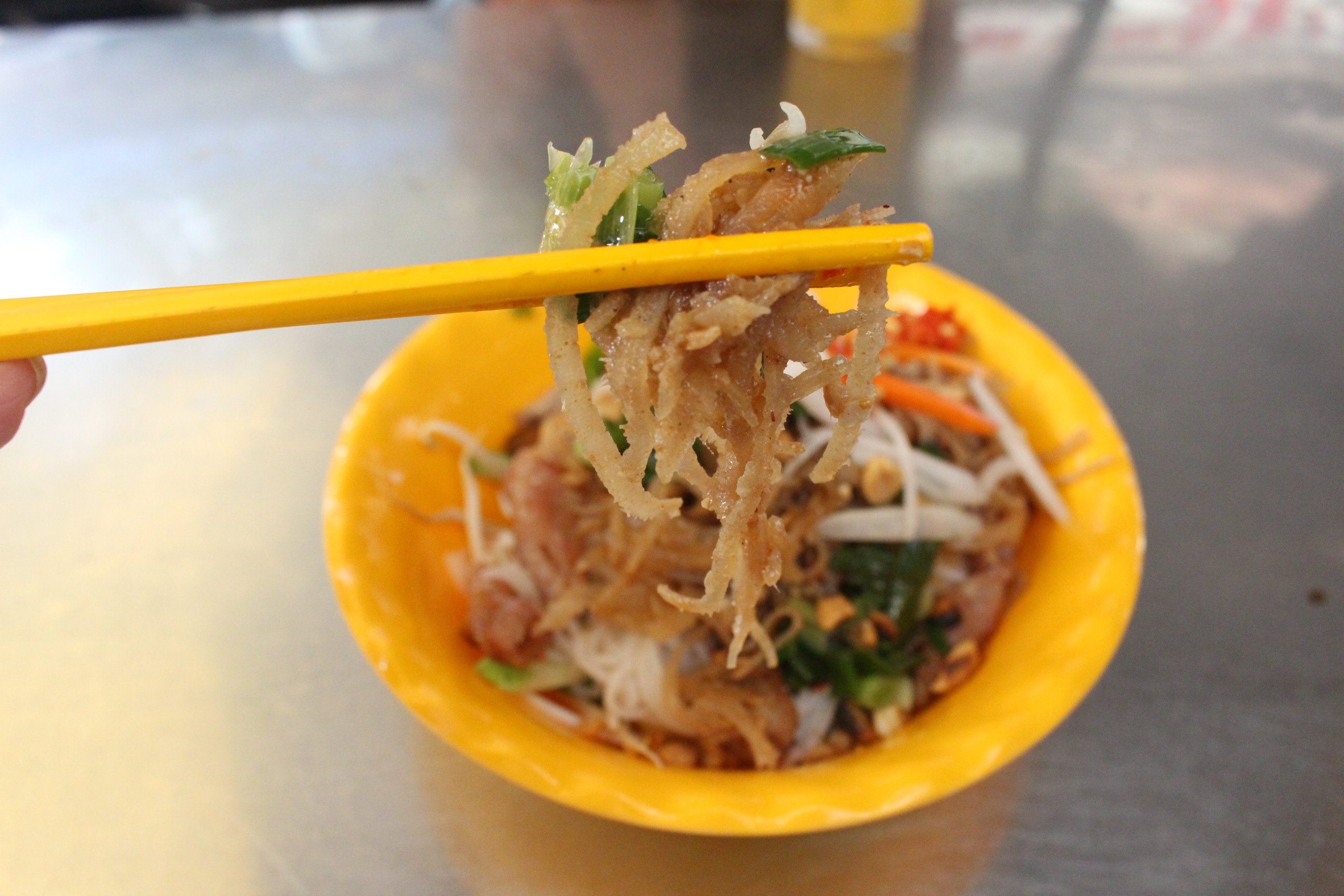 Ganh bun bi dong khach cho Ban Co hinh anh