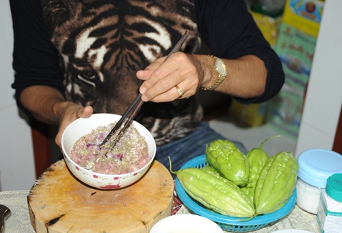 cách nấu canh khổ qua nhồi thịt ảnh 2 cach nau canh kho qua nhoi thit anh 2