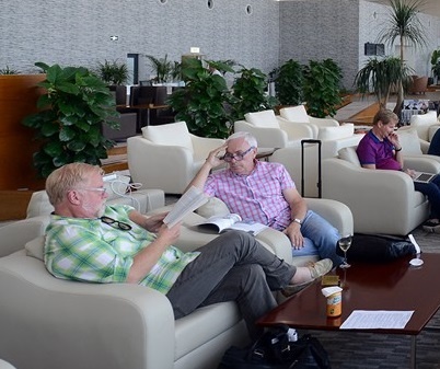 Nhung luu y can nho khi di tau, xe va may bay dip Tet hinh anh