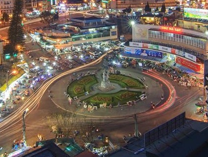 Du khach do ve Da Lat, cam trai qua dem hinh anh