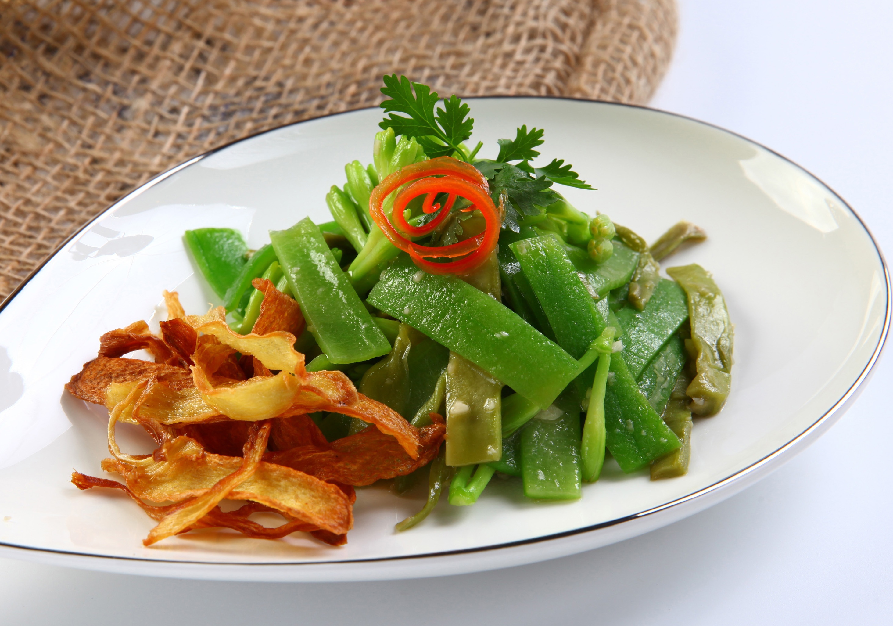 Hoa hue xao ot chuong - mon chay la cho ram thang Gieng hinh anh