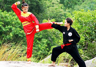 4 ngay kham pha dat vo Binh Dinh hinh anh