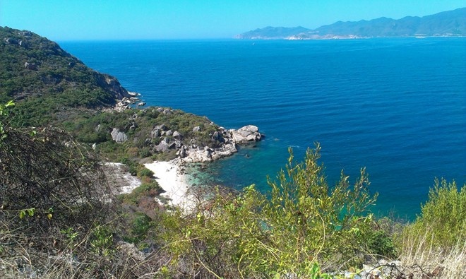 10 hon dao hut du khach cua Khanh Hoa anh 1