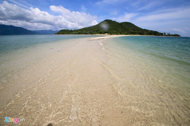 10 hon dao hut du khach cua Khanh Hoa anh 4